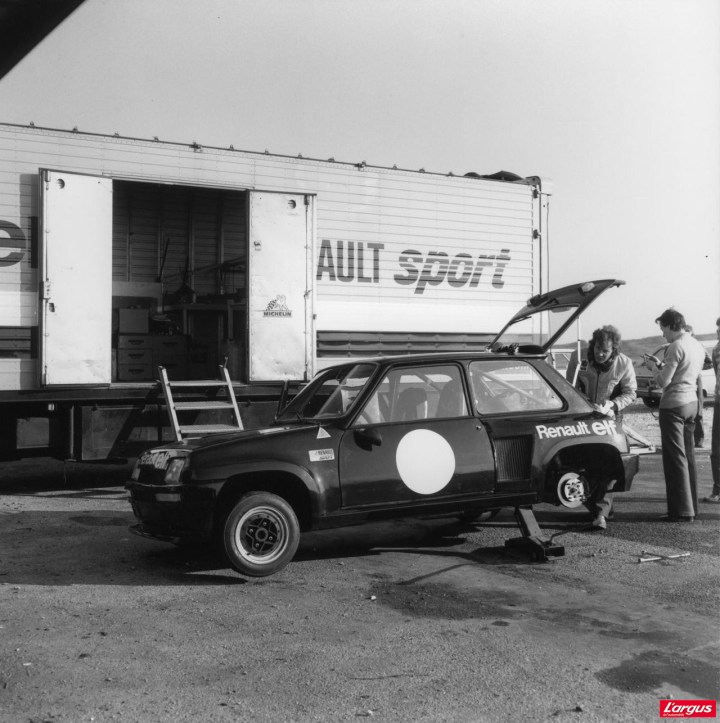 1980 - Project 822 during testing.